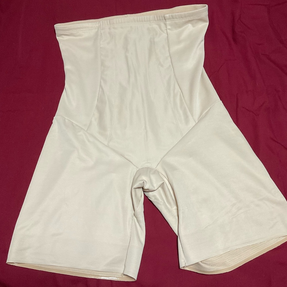 Miraclesuit High-Waisted Shapewear Shorts size 3XL style 2709